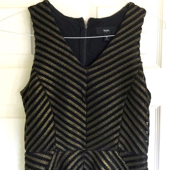 A line dress - Picture 2 of 4